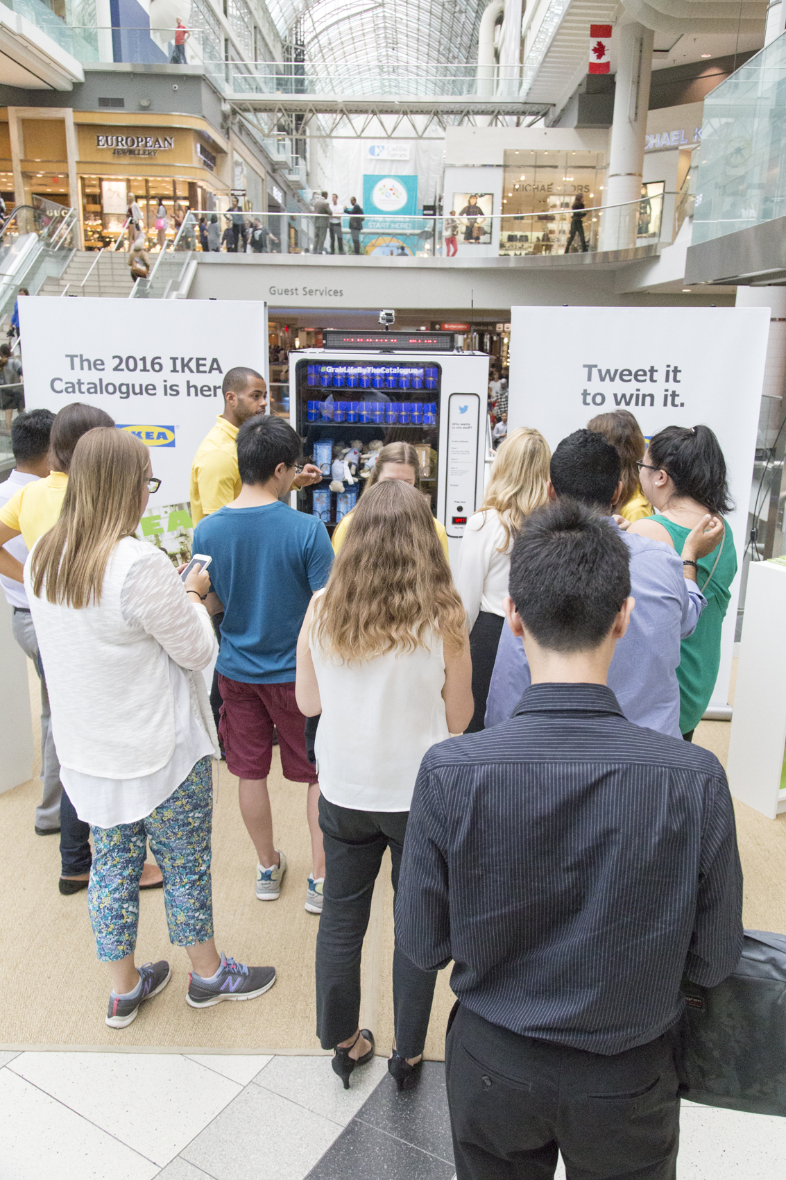 IKEA — Twitter vending machine activation